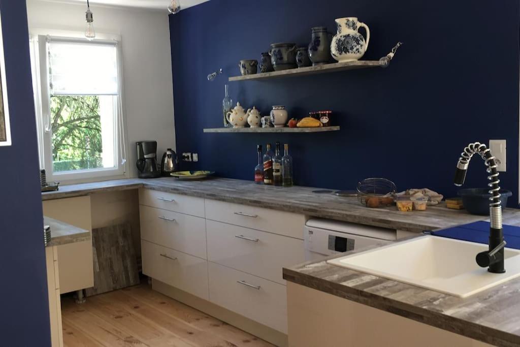 Villa Les Terrasses Dans La Nature Avec Piscine A 2 Pas De Lyon, Metro A 15Mn A Pied Pour Lyon Centre En 10Mn Ou Bus A 300M Pour Lyon Centre อูลแลงส์ ภายนอก รูปภาพ