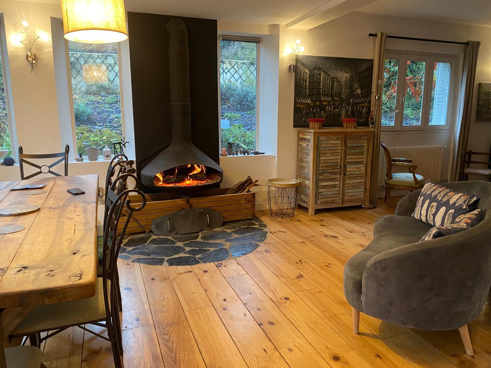 Villa Les Terrasses Dans La Nature Avec Piscine A 2 Pas De Lyon, Metro A 15Mn A Pied Pour Lyon Centre En 10Mn Ou Bus A 300M Pour Lyon Centre อูลแลงส์ ภายนอก รูปภาพ