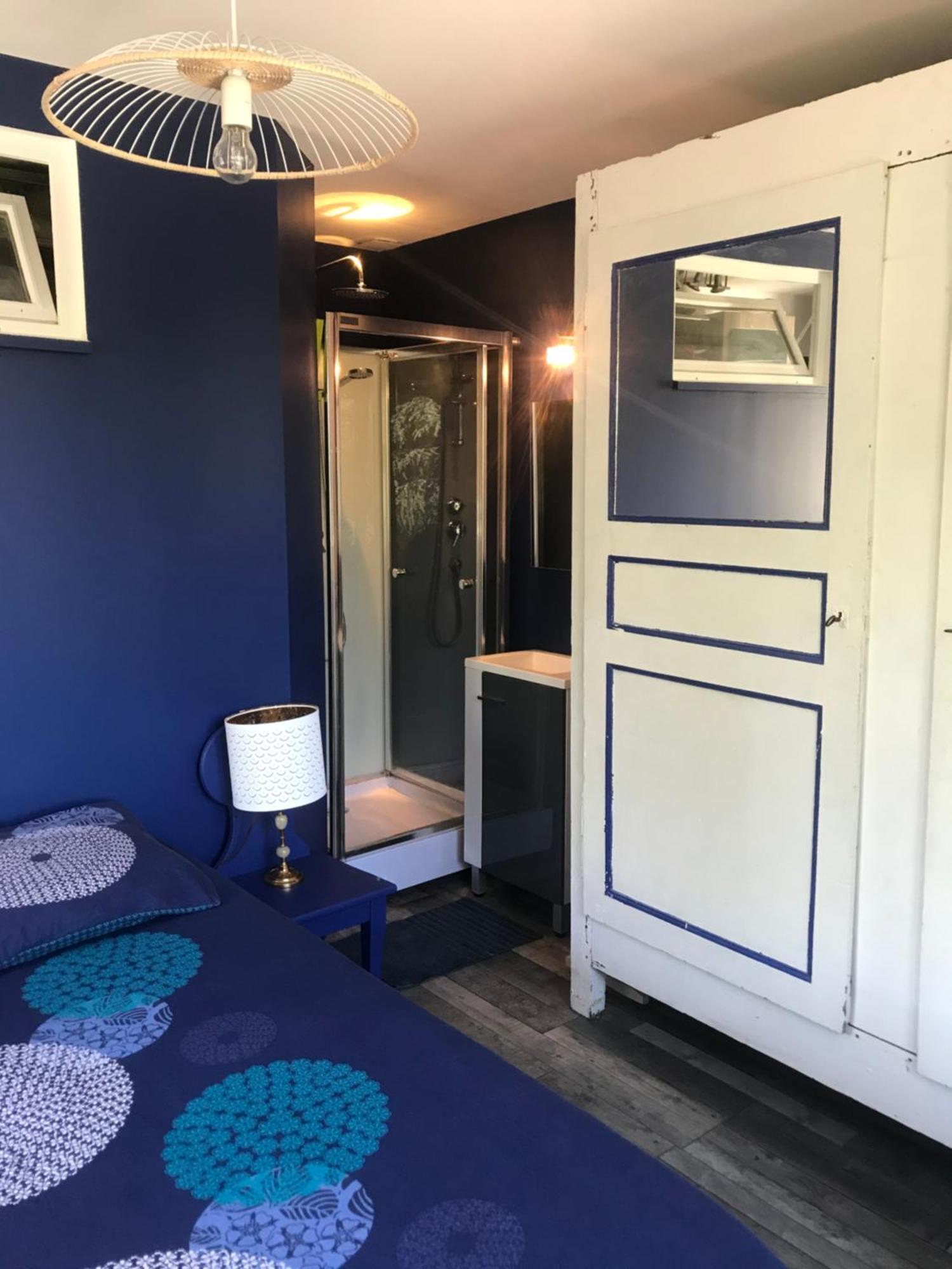 Villa Les Terrasses Dans La Nature Avec Piscine A 2 Pas De Lyon, Metro A 15Mn A Pied Pour Lyon Centre En 10Mn Ou Bus A 300M Pour Lyon Centre อูลแลงส์ ภายนอก รูปภาพ